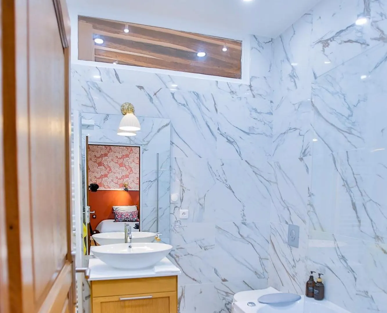 Marais 4 Bedrooms New Apartment Paris