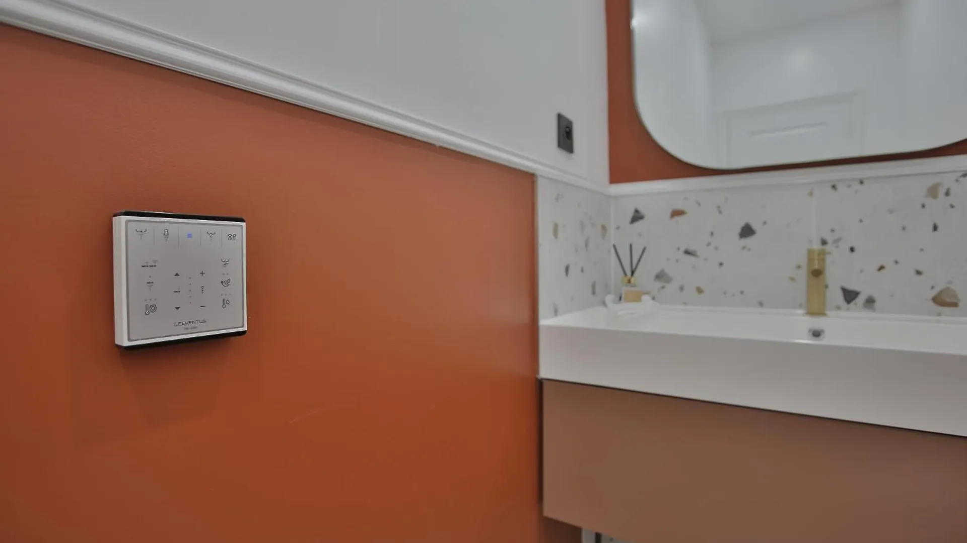 Marais 4 Bedrooms New Apartment Paris 0*,